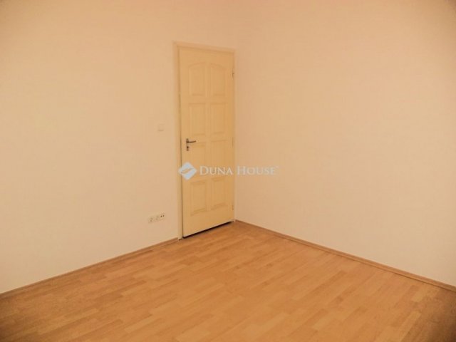 Eladó családi ház, Érden 188 M Ft, 4 szobás