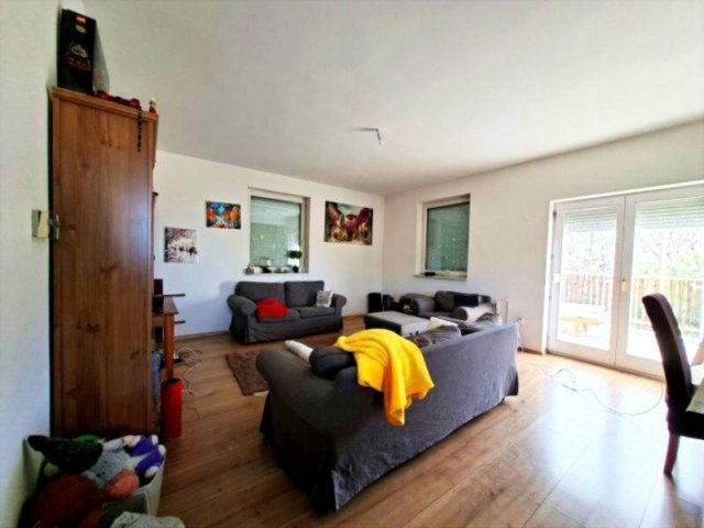 Eladó családi ház, Pécelen 135 M Ft, 5 szobás