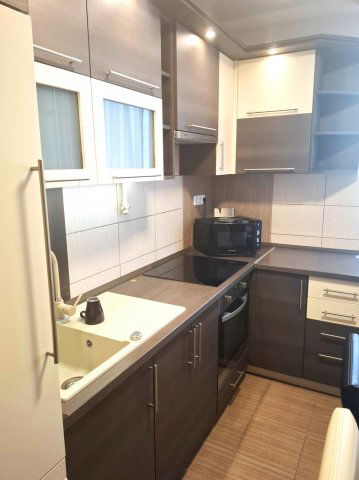 Kiadó téglalakás, albérlet, Nyíregyházán, Őz közben