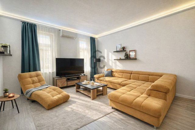 Eladó téglalakás, Budapesten, V. kerületben 93.5 M Ft, 1 szobás