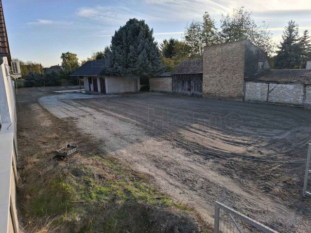 Eladó telek, Győrújfalun 64.9 M Ft / költözzbe.hu