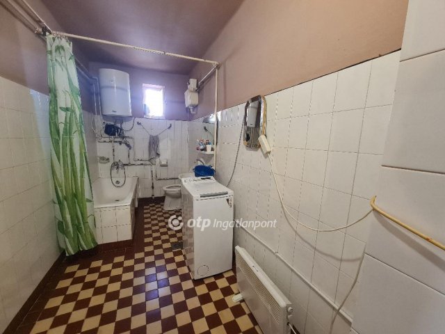 Eladó családi ház, Derecskén 34.901 M Ft, 3 szobás