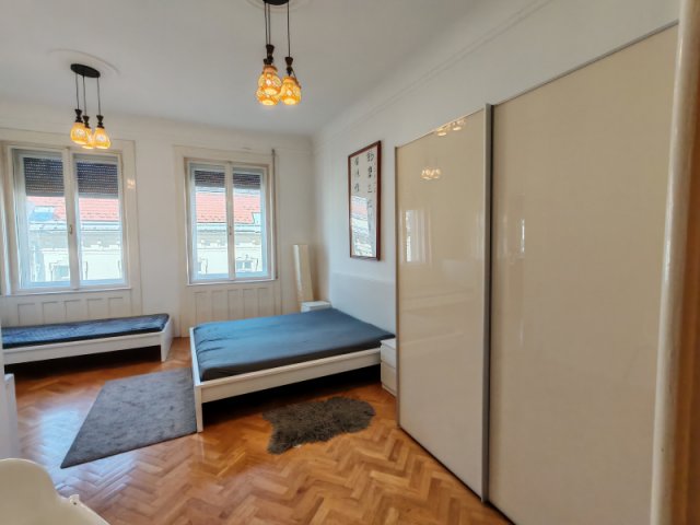 Kiadó téglalakás, albérlet, Budapesten, V. kerületben, 4 szobás