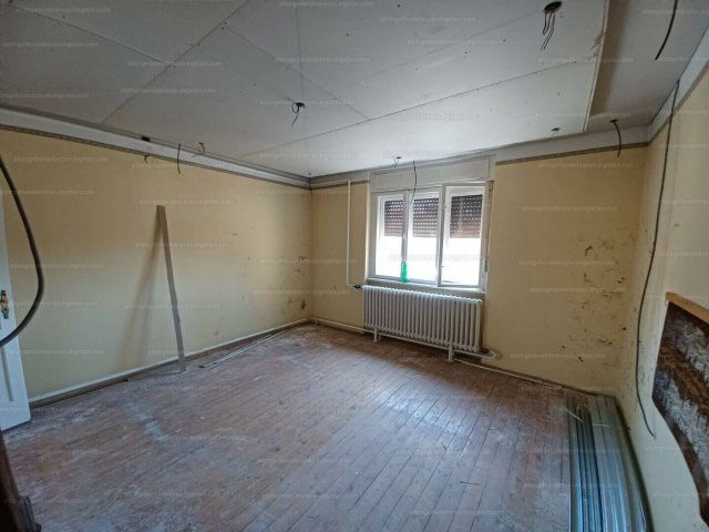 Eladó családi ház, Bagaméren 17.9 M Ft, 2 szobás