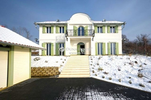 Eladó családi ház, Pilisborosjenőn 295 M Ft, 5 szobás