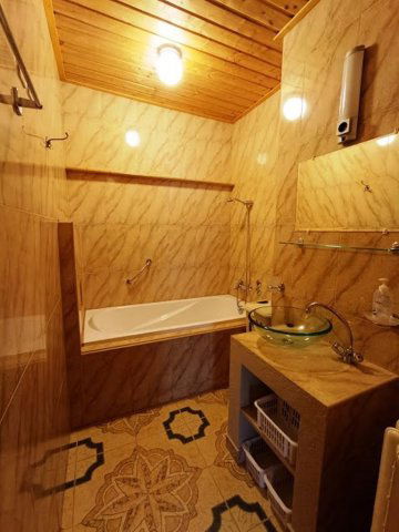 Kiadó téglalakás, albérlet, Tatabányán 150 E Ft / hó