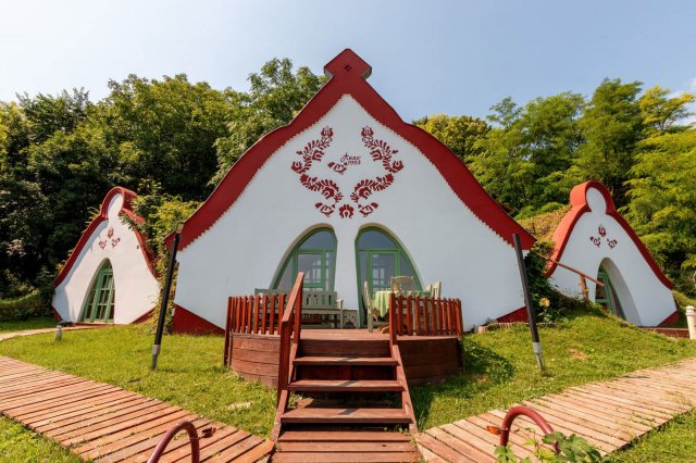 Eladó családi ház, Balatonendréden 160 M Ft, 3 szobás