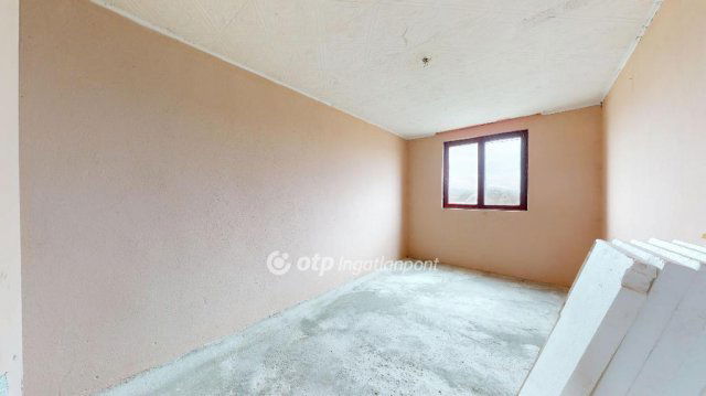 Eladó családi ház, Encsen 6.6 M Ft, 2+2 szobás