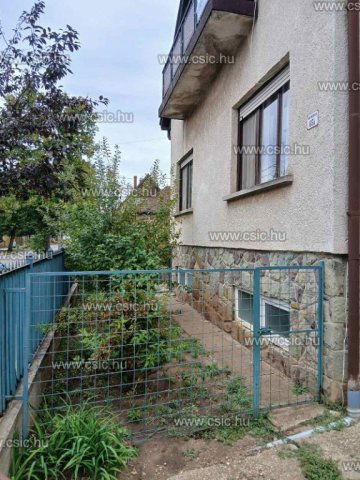 Eladó családi ház, Budapesten, XVIII. kerületben 105 M Ft