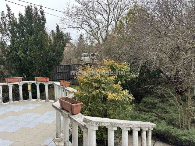 Eladó ikerház, Budapesten, III. kerületben 245 M Ft, 5+2 szobás