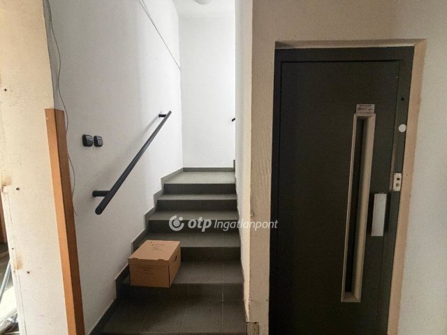 Eladó iroda, Szécsényen 130 M Ft / költözzbe.hu