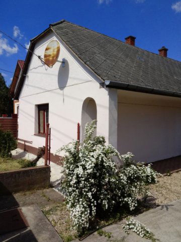 Eladó családi ház, Pázmándon 34.9 M Ft, 2 szobás