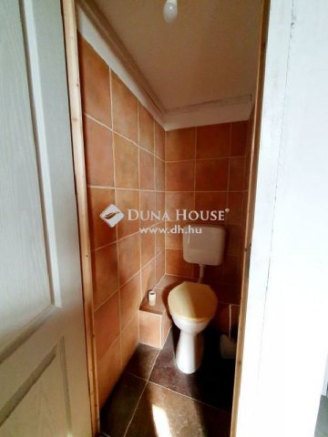 Eladó családi ház, Veresegyházon 149.9 M Ft, 2 szobás