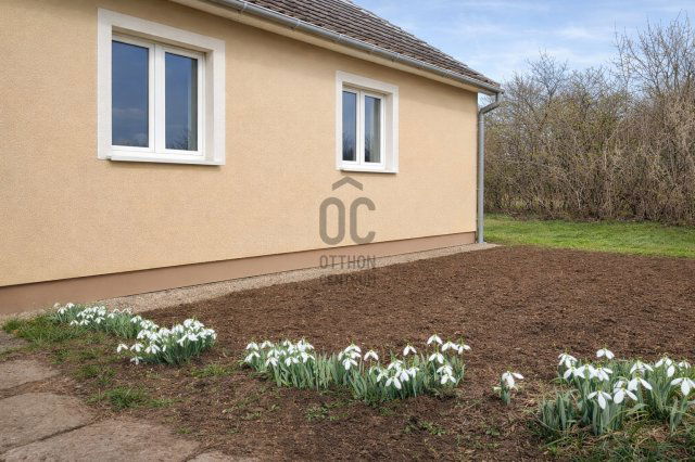 Eladó családi ház, Nádudvaron 17.99 M Ft, 2 szobás