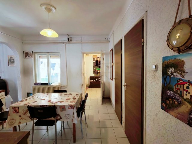 Eladó családi ház, Kecskeméten 49.5 M Ft, 3 szobás