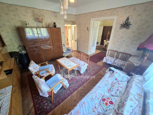 Eladó családi ház, Budapesten, XVI. kerületben 98.5 M Ft