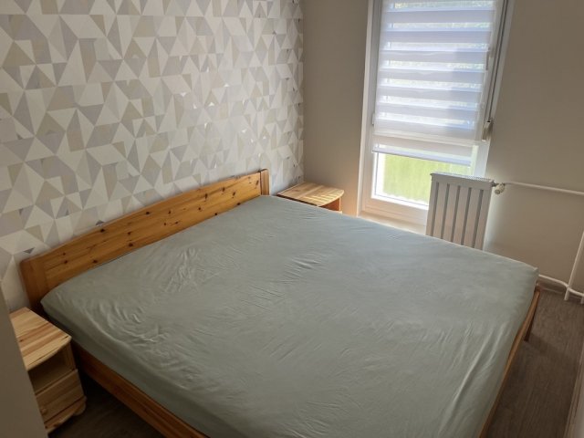 Eladó panellakás, Pakson 44.9 M Ft, 3 szobás