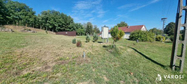 Eladó telek, Hosszúvölgyön 8.9 M Ft / költözzbe.hu