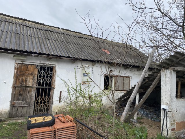 Eladó telek, Szegeden 81 M Ft / költözzbe.hu