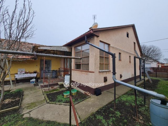 Eladó családi ház, Hajdúszoboszlón 47.9 M Ft, 2 szobás