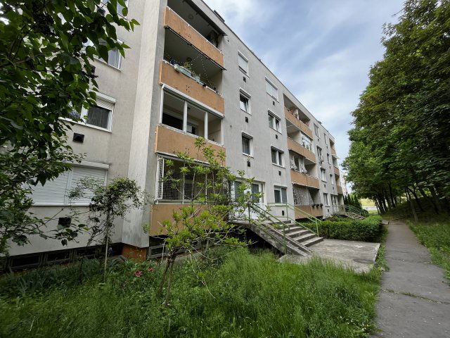 Eladó téglalakás, Miskolcon, Szeder utcában 22.9 M Ft, 2 szobás
