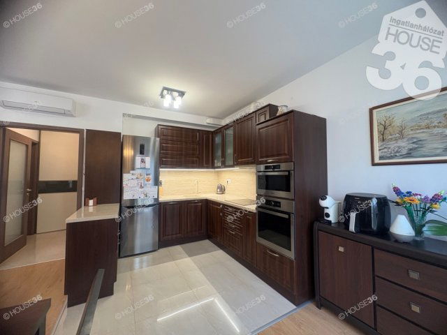 Eladó családi ház, Kecskeméten 10.49 M Ft, 4 szobás