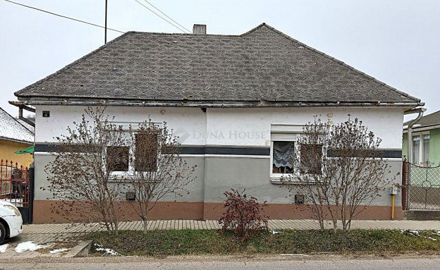 Eladó családi ház, Dágon 26.9 M Ft, 3 szobás