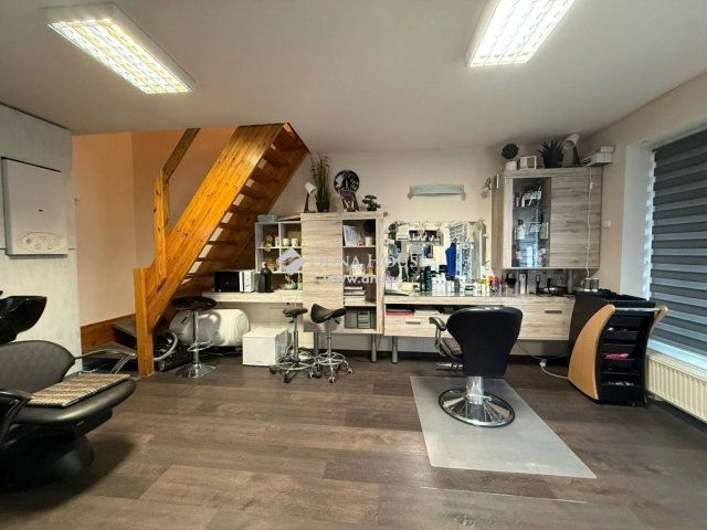 Eladó családi ház, Pakson 42 M Ft, 1 szobás