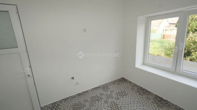 Eladó családi ház, Zalaszentivánon 130 M Ft, 2 szobás