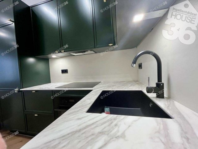 Eladó téglalakás, Kecskeméten 98.4 M Ft, 3 szobás