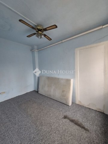 Eladó ipari ingatlan, Budapesten, XIII. kerületben 448 M Ft