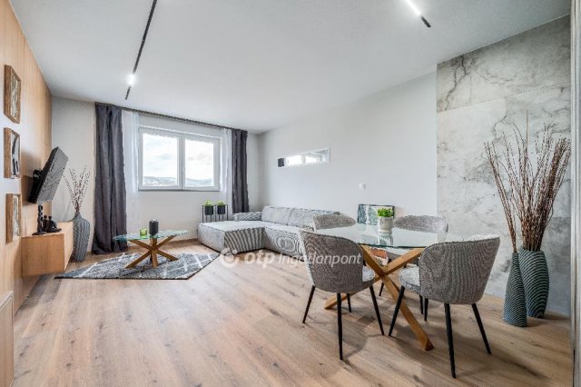 Eladó téglalakás, Budapesten, XIII. kerületben 250 M Ft