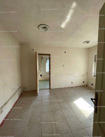 Eladó családi ház, Szigetszentmiklóson 41.9 M Ft, 1 szobás