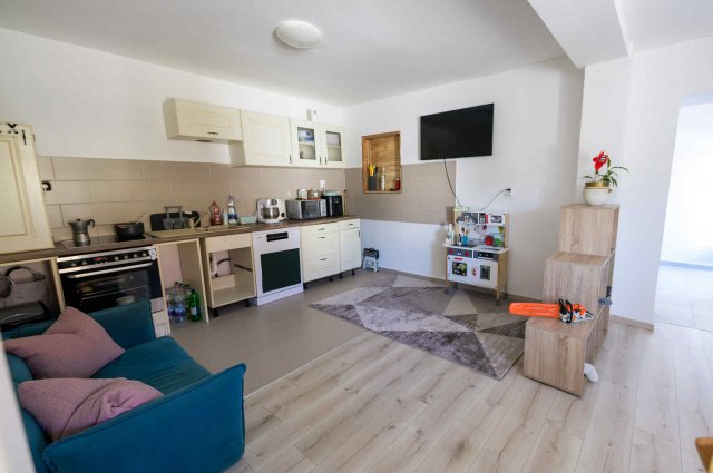 Eladó családi ház, Pásztorin 32.5 M Ft, 1 szobás
