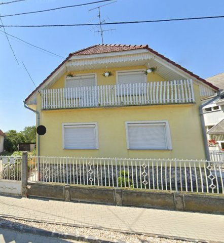 Eladó téglalakás, Bükön 53 M Ft, 4 szobás