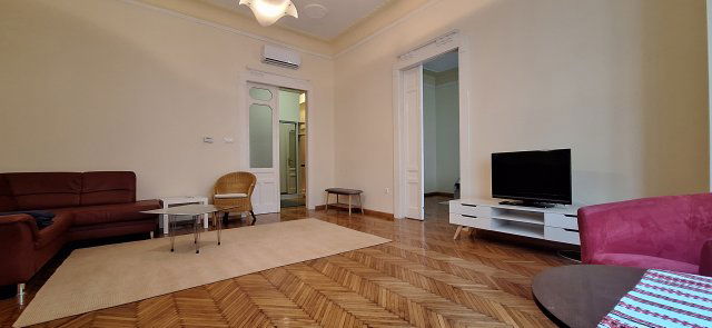 Kiadó téglalakás, albérlet, Budapesten, V. kerületben