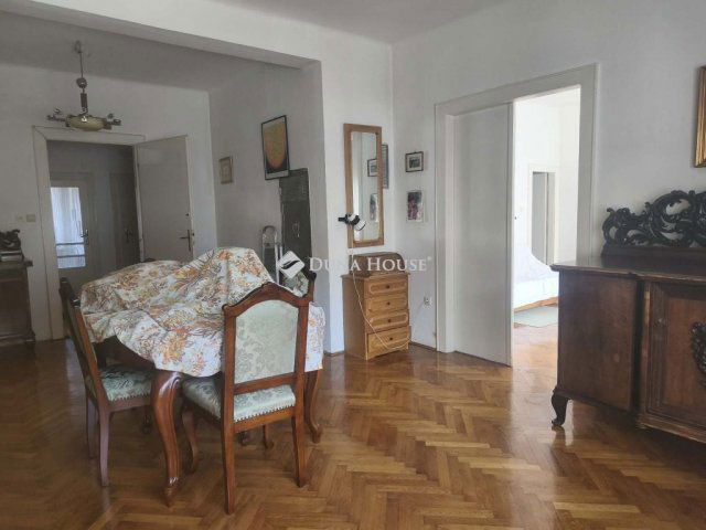 Eladó téglalakás, Pécsett, Semmelweis utcában 54.9 M Ft