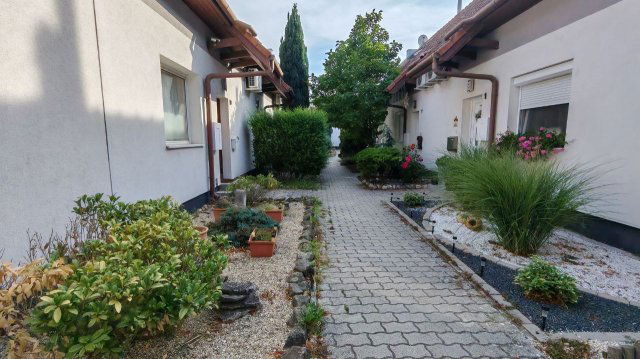 Eladó téglalakás, Mosonmagyaróváron 35 M Ft, 2 szobás