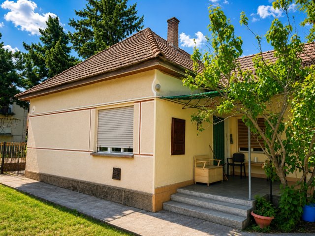 Eladó családi ház, Ráckevén 39.9 M Ft, 3 szobás
