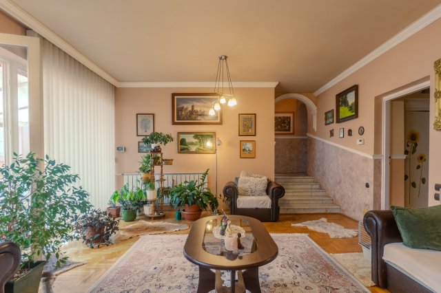 Eladó családi ház, Miskolcon 125 M Ft, 6 szobás