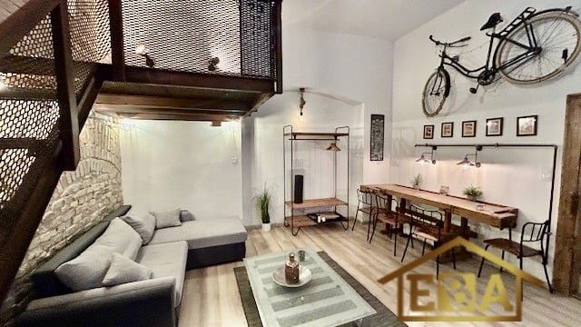 Kiadó téglalakás, albérlet, VI. kerületben, Csengery utcában