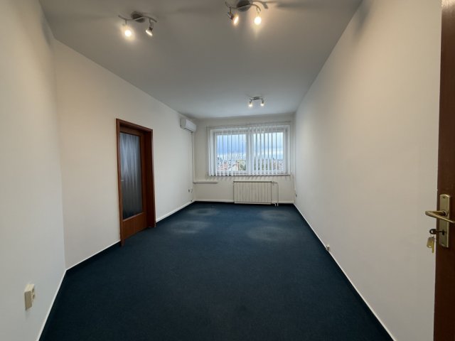 Kiadó üzlethelyiség, XIV. kerületben, Nagy Lajos király útján