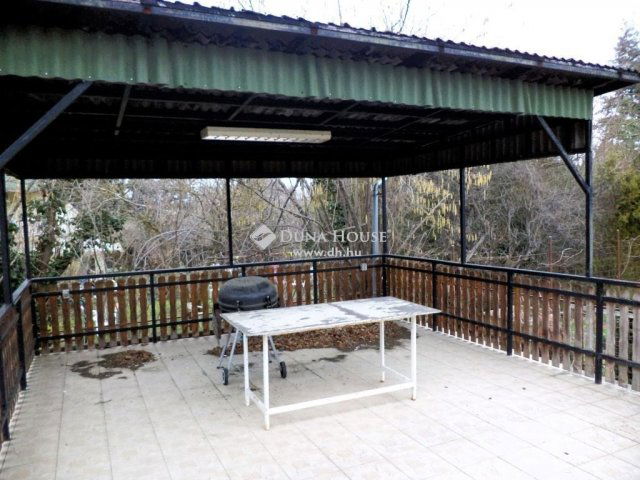 Eladó családi ház, Velencén 39.9 M Ft, 2 szobás