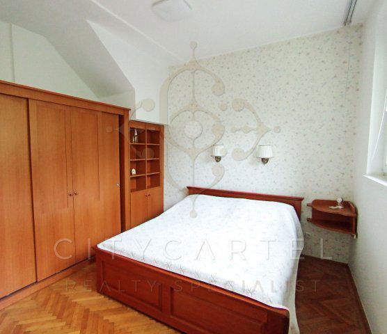 Kiadó családi ház, albérlet, Budapesten, II. kerületben
