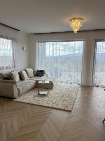 Eladó családi ház, Vácon 200 M Ft, 5+1 szobás