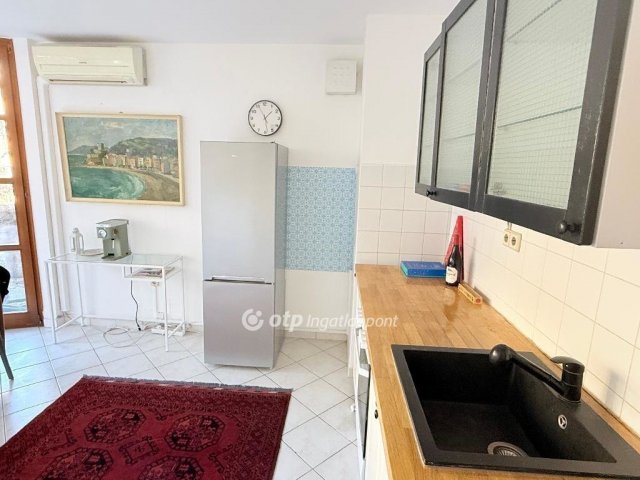 Eladó téglalakás, Budapesten, I. kerületben 245 M Ft, 3 szobás