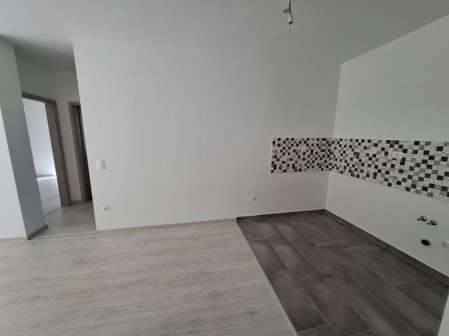 Eladó téglalakás, Mendén 87.9 M Ft, 4 szobás