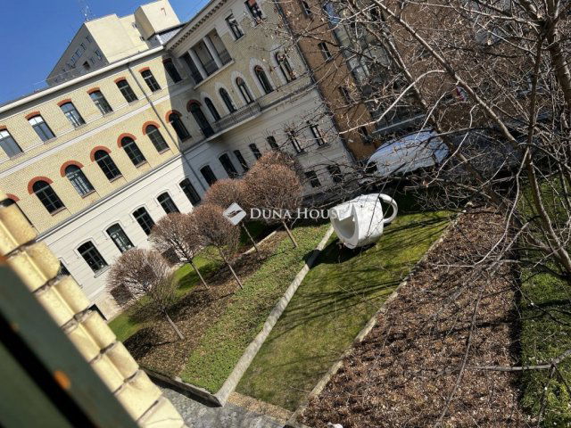 Kiadó iroda, Budapesten, III. kerületben 1320 E Ft / hó, 7 szobás