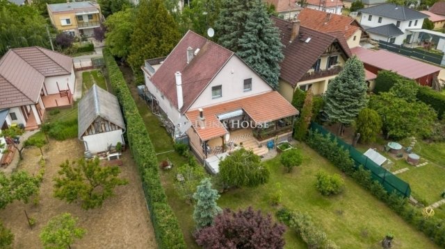 Eladó családi ház, Kistarcsán 149.9 M Ft, 4 szobás