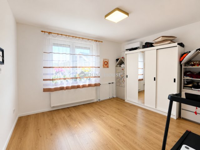 Eladó családi ház, Celldömölkön 94.99 M Ft, 3 szobás